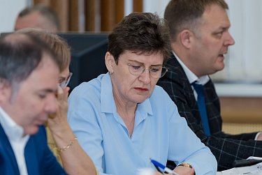 О бесплатных земельных участках и капремонте в многоквартирных домах